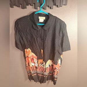 Vintage Laura Animal print button up short sleeve. Size 12. Good condition.